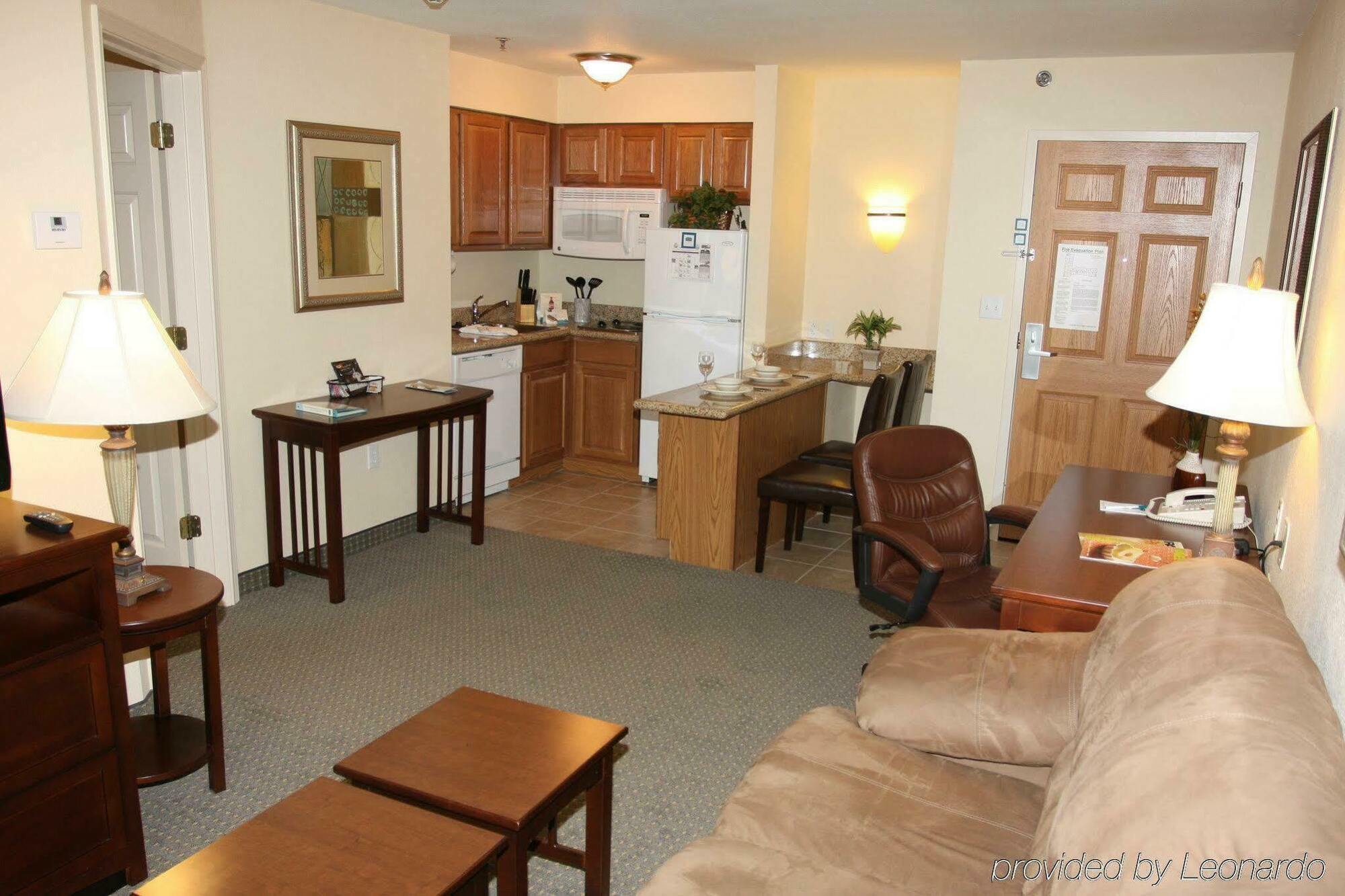 Staybridge Suites Mcallen By Ihg Zimmer foto